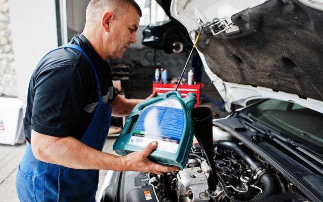 Why Does an Engine Burn Oil?