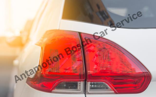 How to Repair a Stoplight?